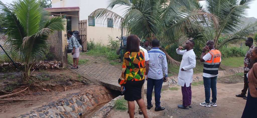 MCE & MANAGEMENT SOLIDARIZE WITH COMMUNITY 22 POLYCLINIC STAFF AFTER ASSAULT ON MIDWIFE